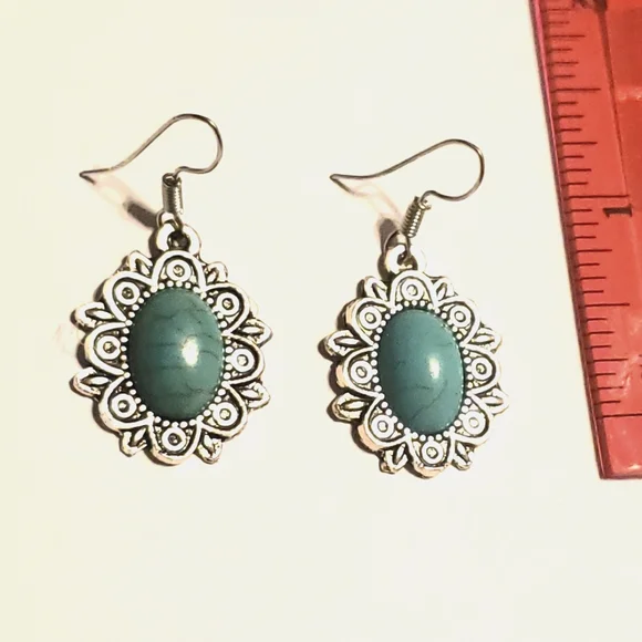 ❤ 3/$25 ALL TURQUOISE EARRINGS - Picture 4 of 4